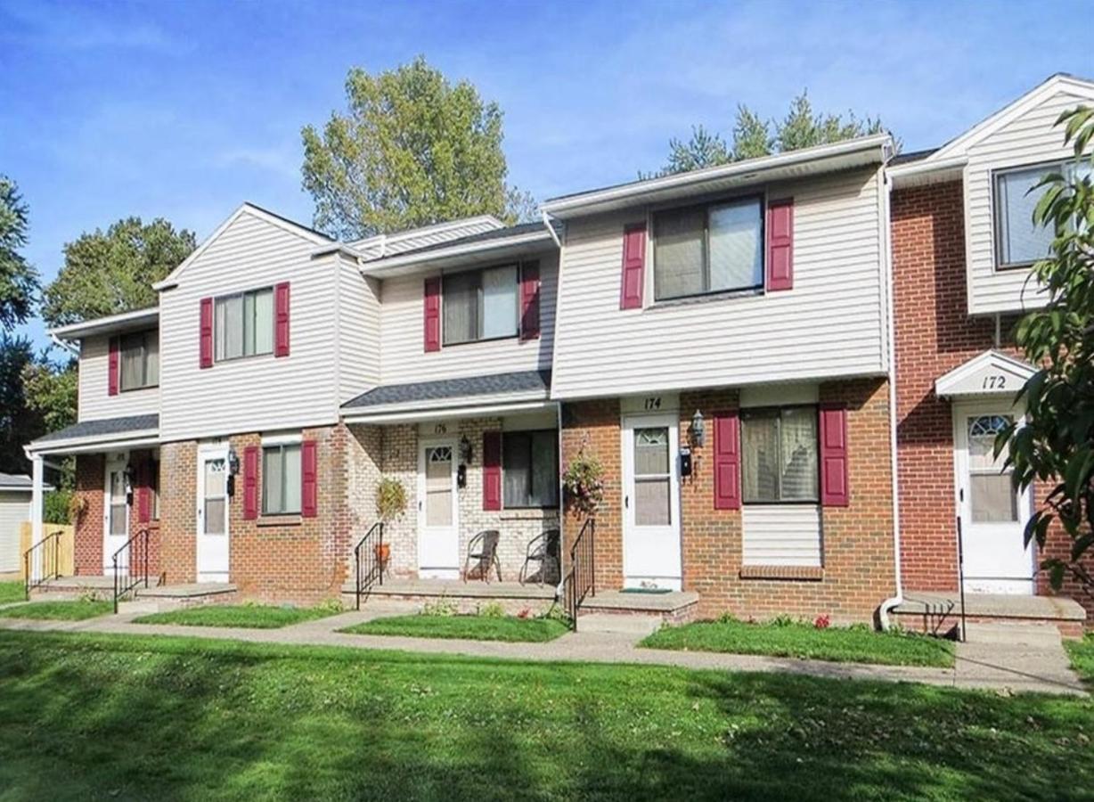 Parkway Manor Apartment Rochester Exterior photo